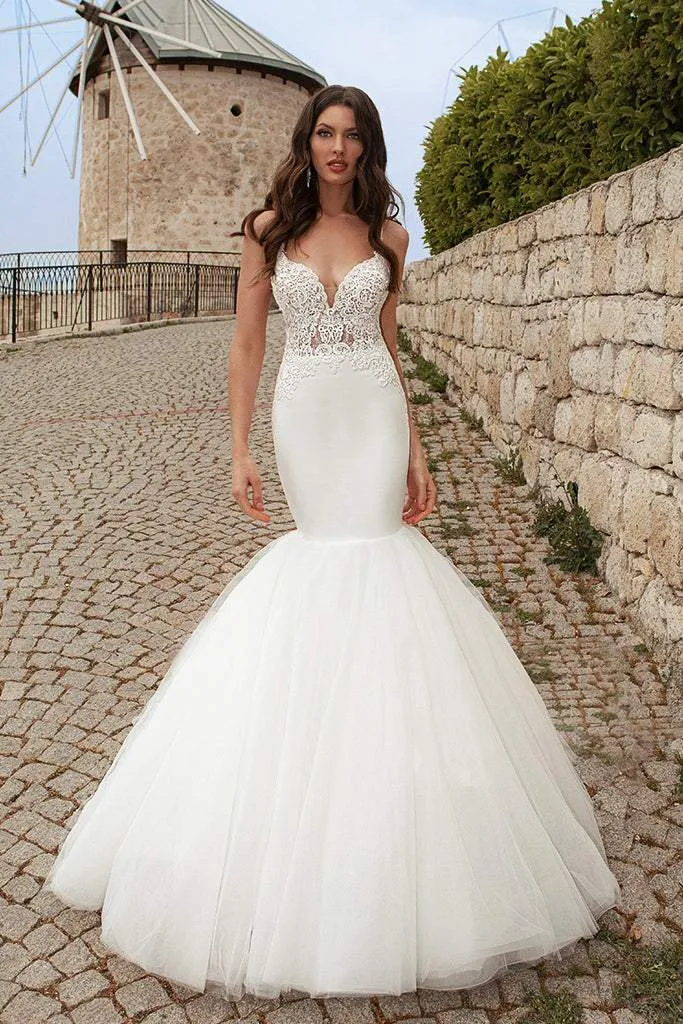 Decorators White Wedding Dress