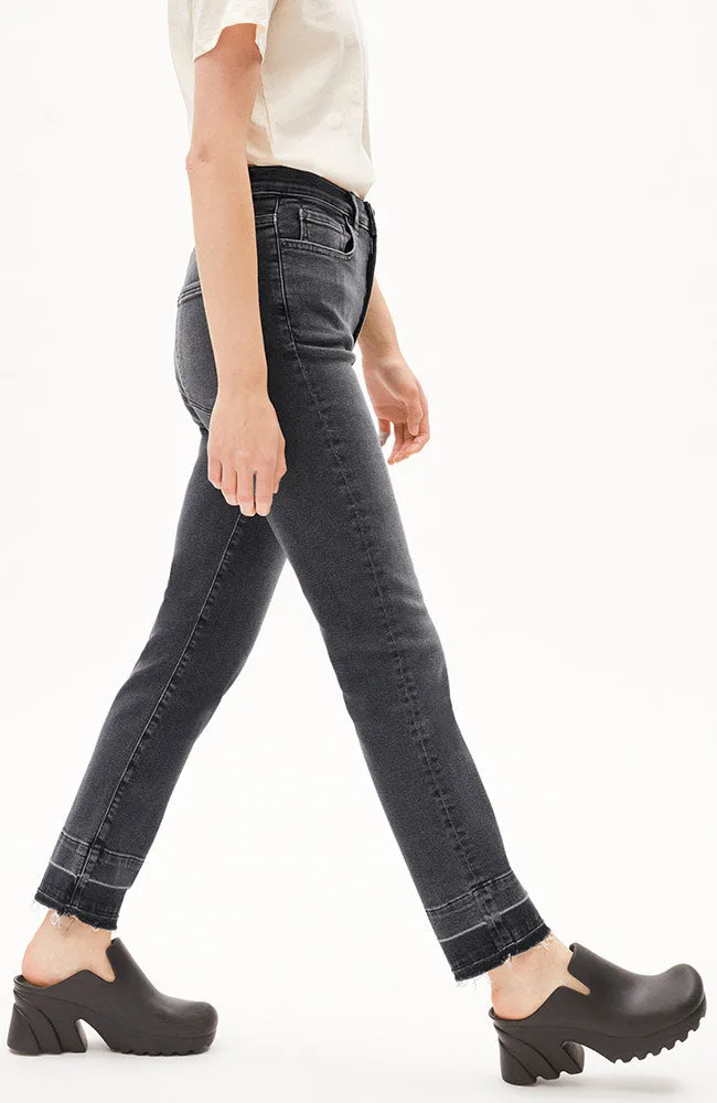 Lejaani straight leg jeans licorice