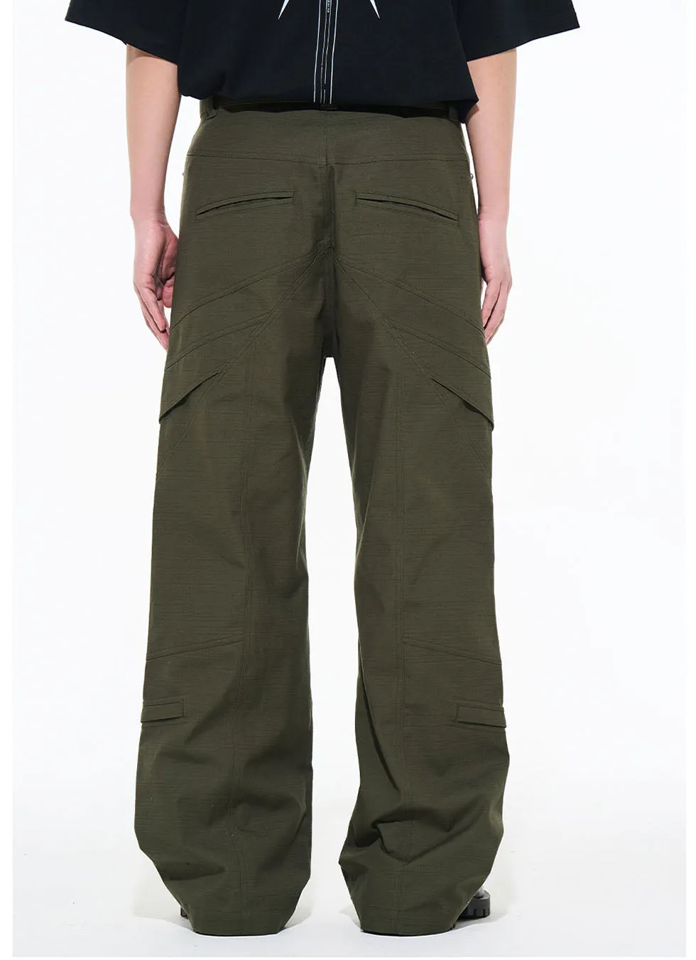 Split loose-fitting straight pants
